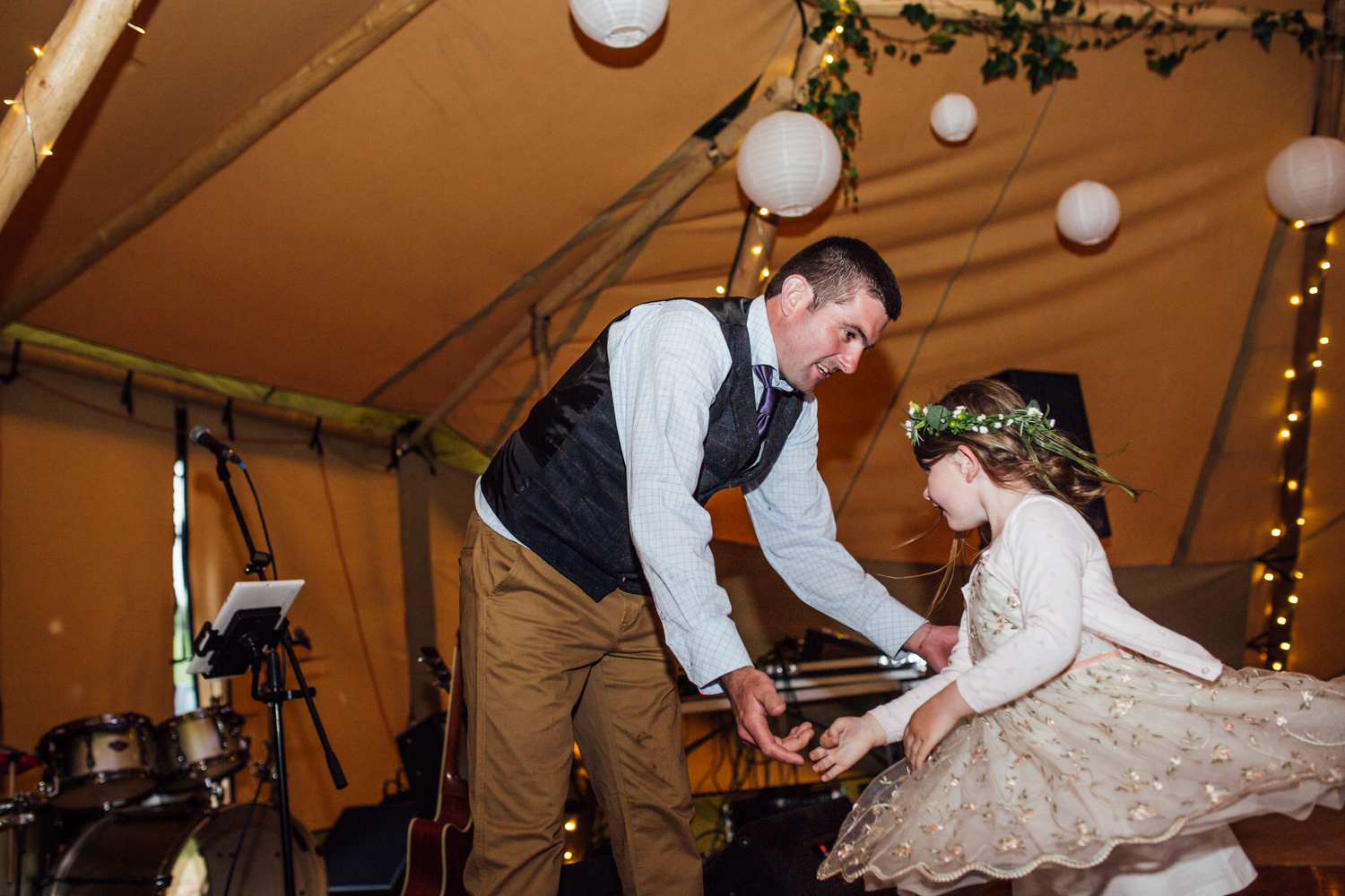 ShropshireTipiWeddingPhotographer-46.jpg