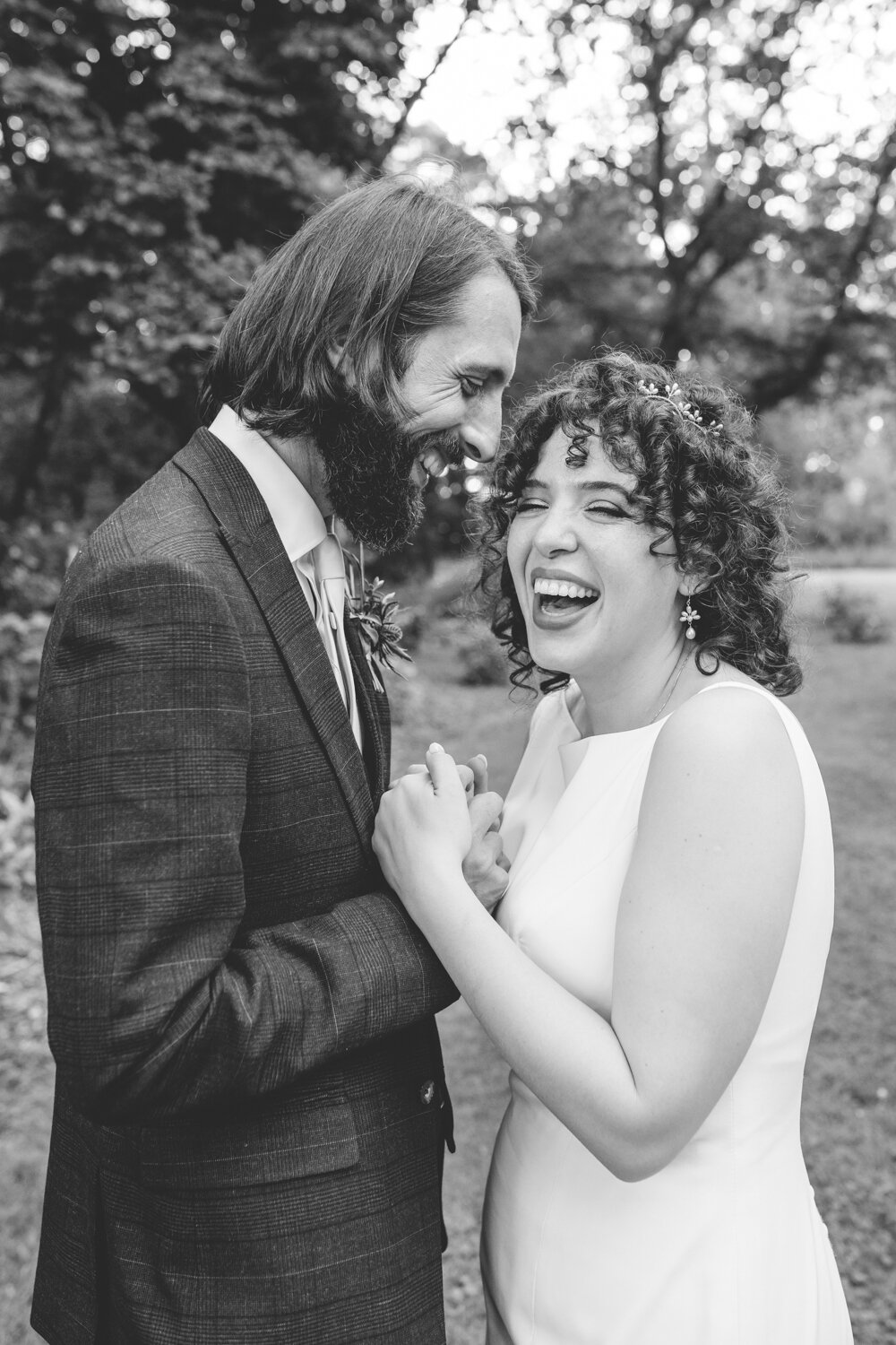Winter is the perfect time for me to shout about some awesome weddings I've done that I haven't always got round to sharing. Vicky &amp; Andy had a beautiful summer wedding with lots of Egyptian touches (and a bouncy castle!) ⁣
I just bloody love thi
