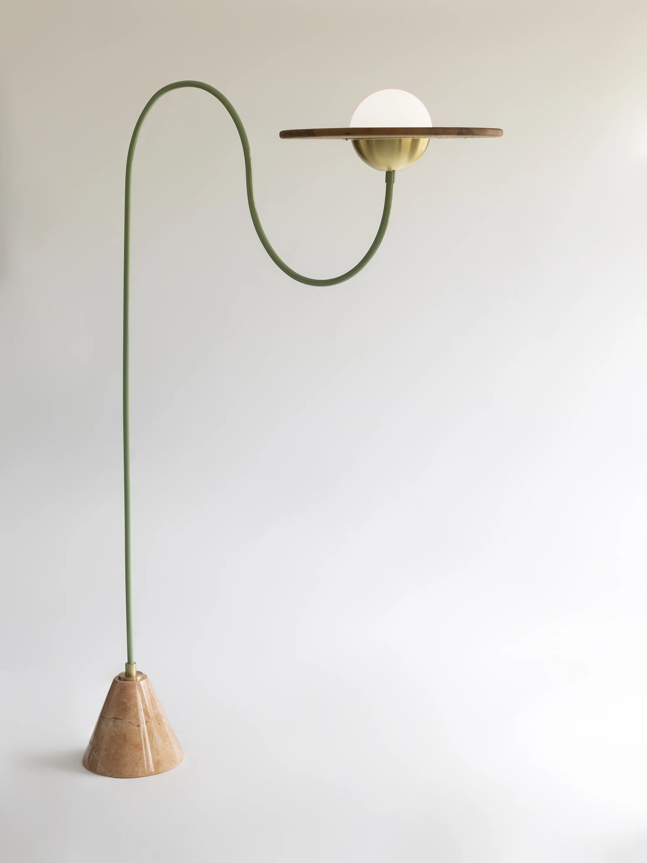 IMG_CassiniFloorLampGreen_Merve_Kahraman_2019_04..jpg