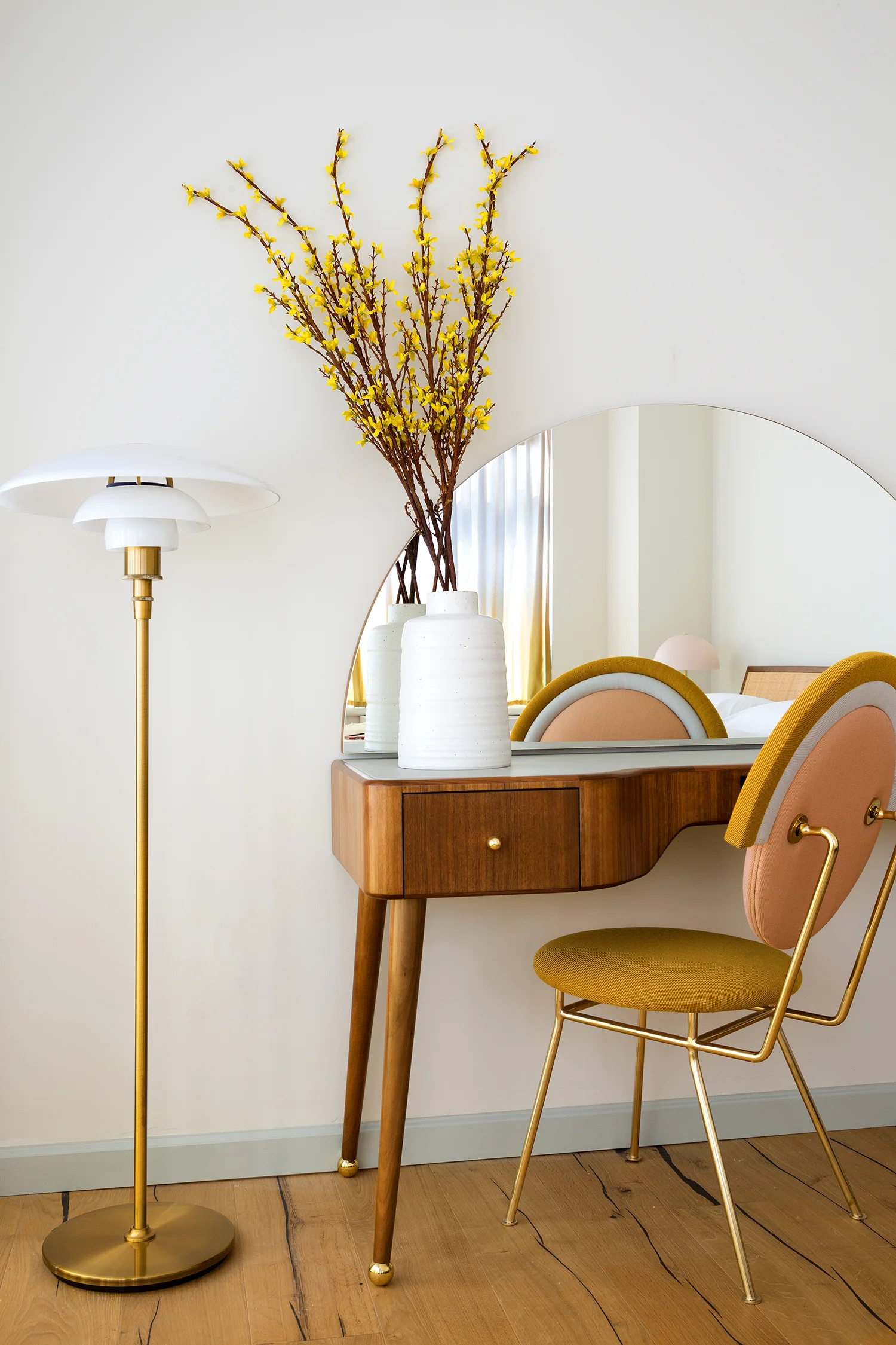 La Nouvella Vanite make-up desk, Iris summer chair and Louis Poulsen floor lamp.