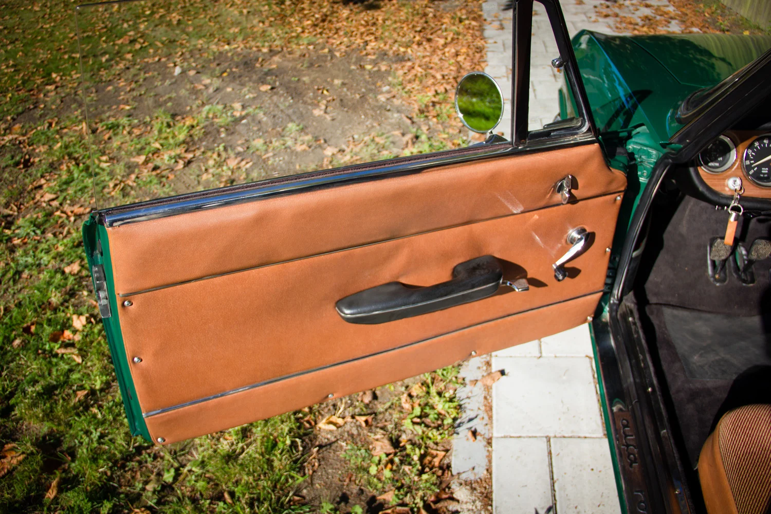 AlfaGTjunior1300-26.jpg