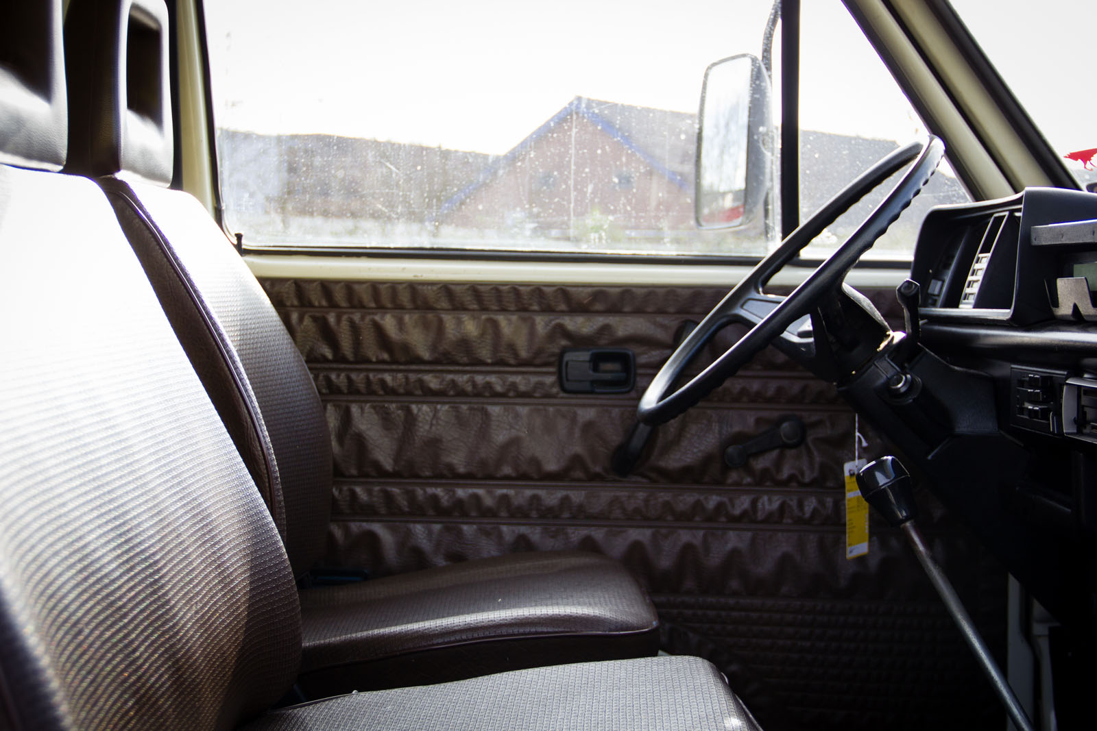 volkswagen-camper-T2-oldtimerland-19.jpg