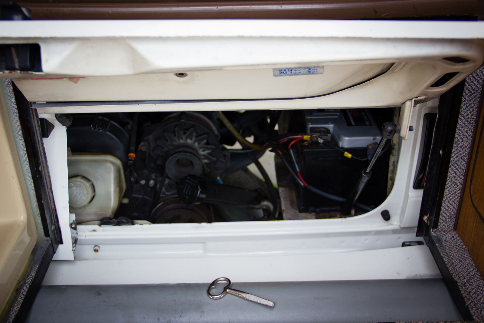 volkswagen-camper-T2-oldtimerland-30.jpg