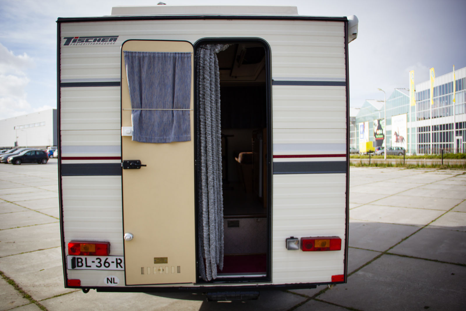 volkswagen-camper-T2-oldtimerland-35.jpg