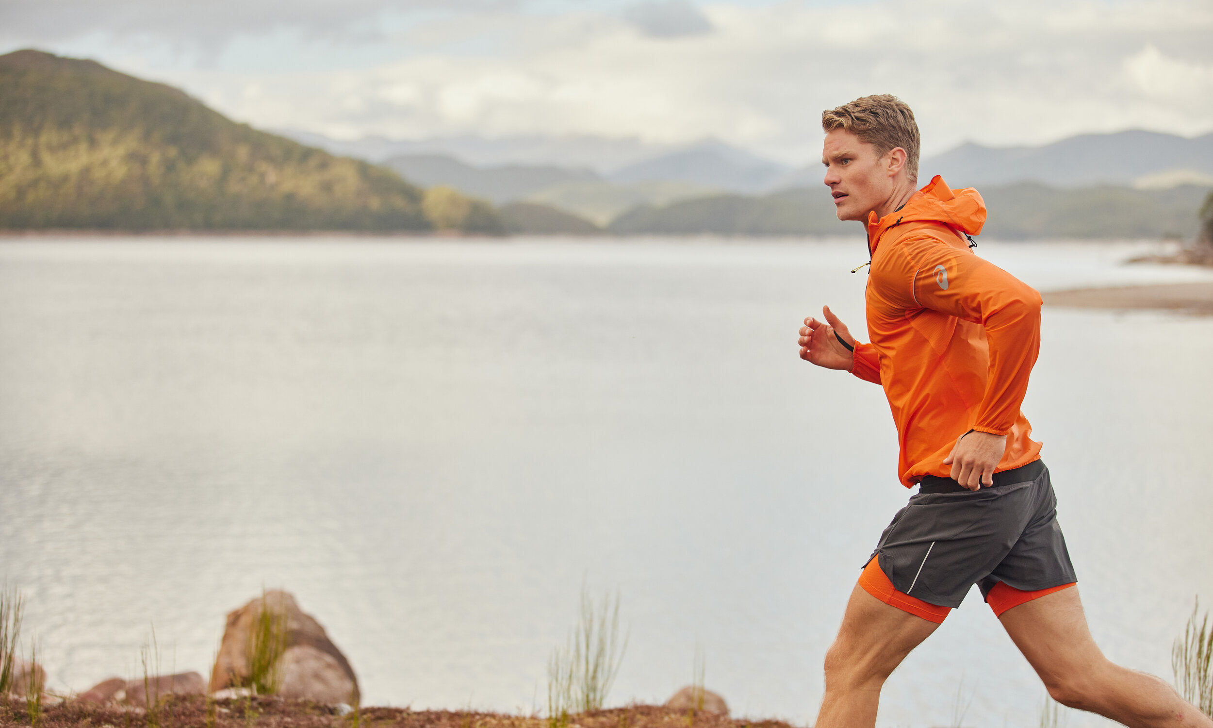 2021FEB_ICONIC_SC_TAS_MENS ASICS RUNNING_1968.jpg