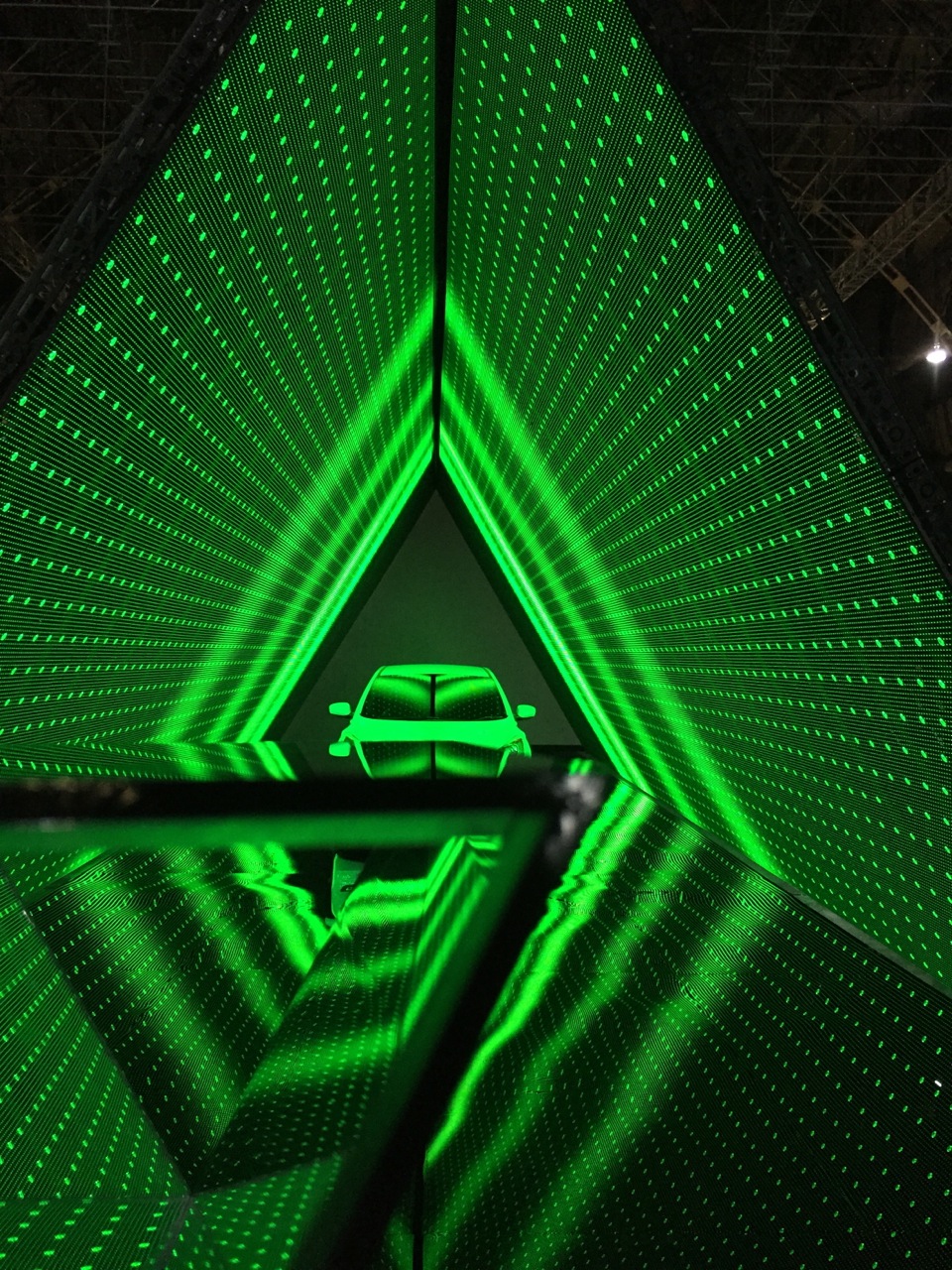  Kaleidoscope and tunnel