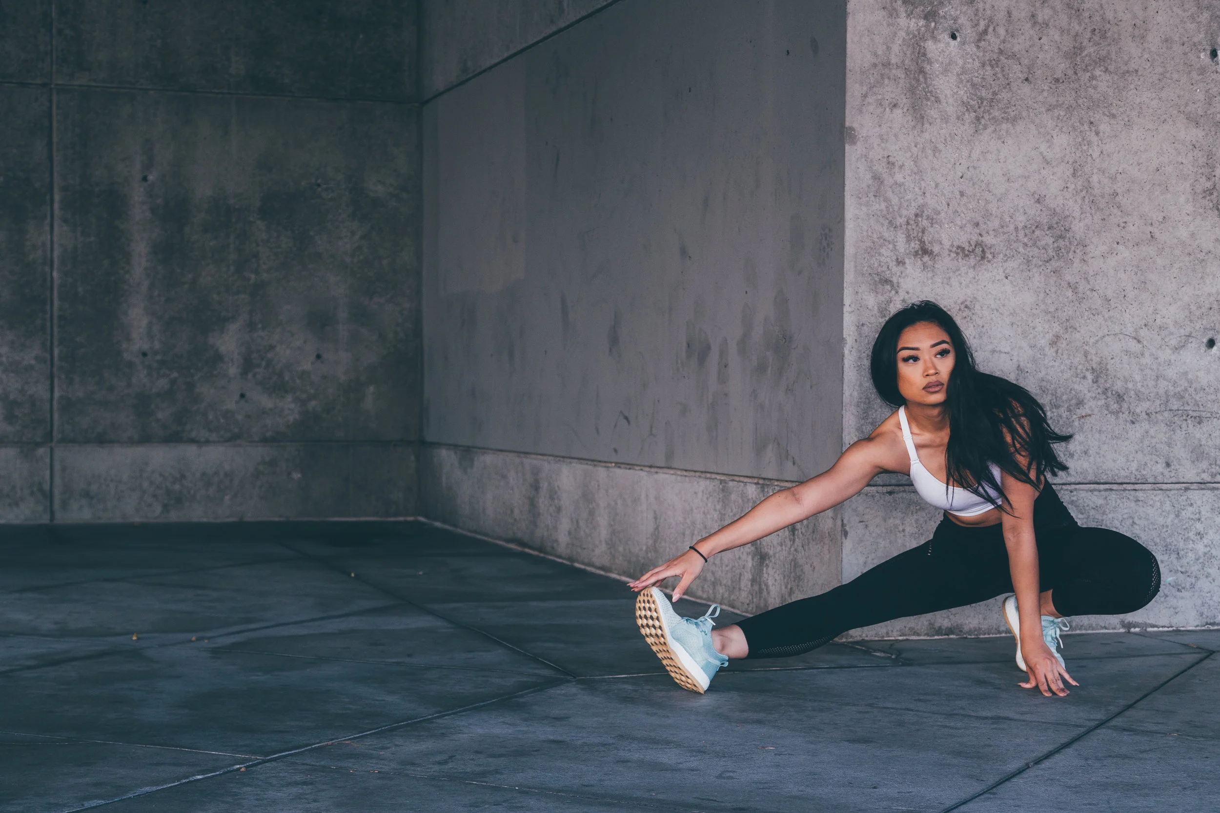 8 THINGS TO CONSIDER WHEN YOU'RE BUYING ACTIVEWEAR 