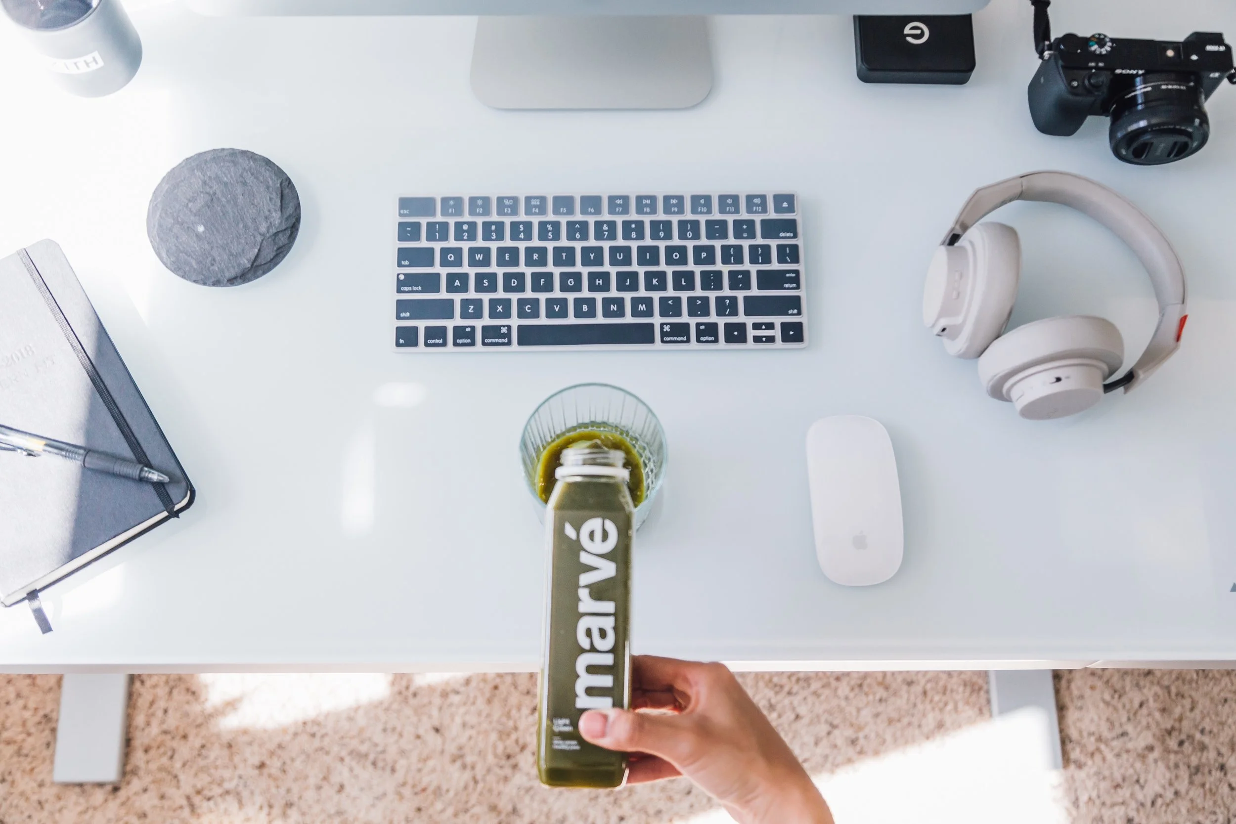 HOW I GET ALL MY NUTRIENTS IN ON A BUSY SCHEDULE