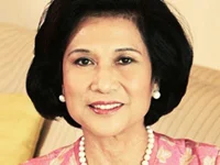 LOIDA NICOLAS LEWIS Chair & CEO, TLC Beatrice LLC; Founder, The Lewis College (Philippines); Co-Founder, Asian American Legal Defense & Education Fund (AALDEF); Board Member, Philippine Development Foundation