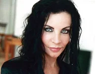 LOREEN ARBUS President, Loreen Arbus Foundation, Goldenson-Arbus Foundation, and Loreen Arbus Productions, Inc.; Leadership Team, Women Moving Millions