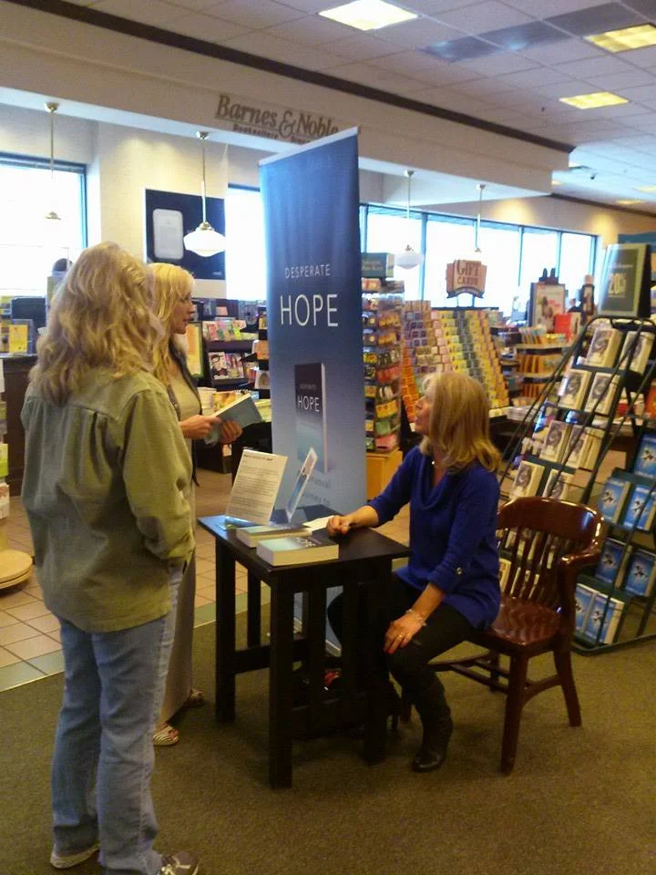 Barnes and Noble signing
