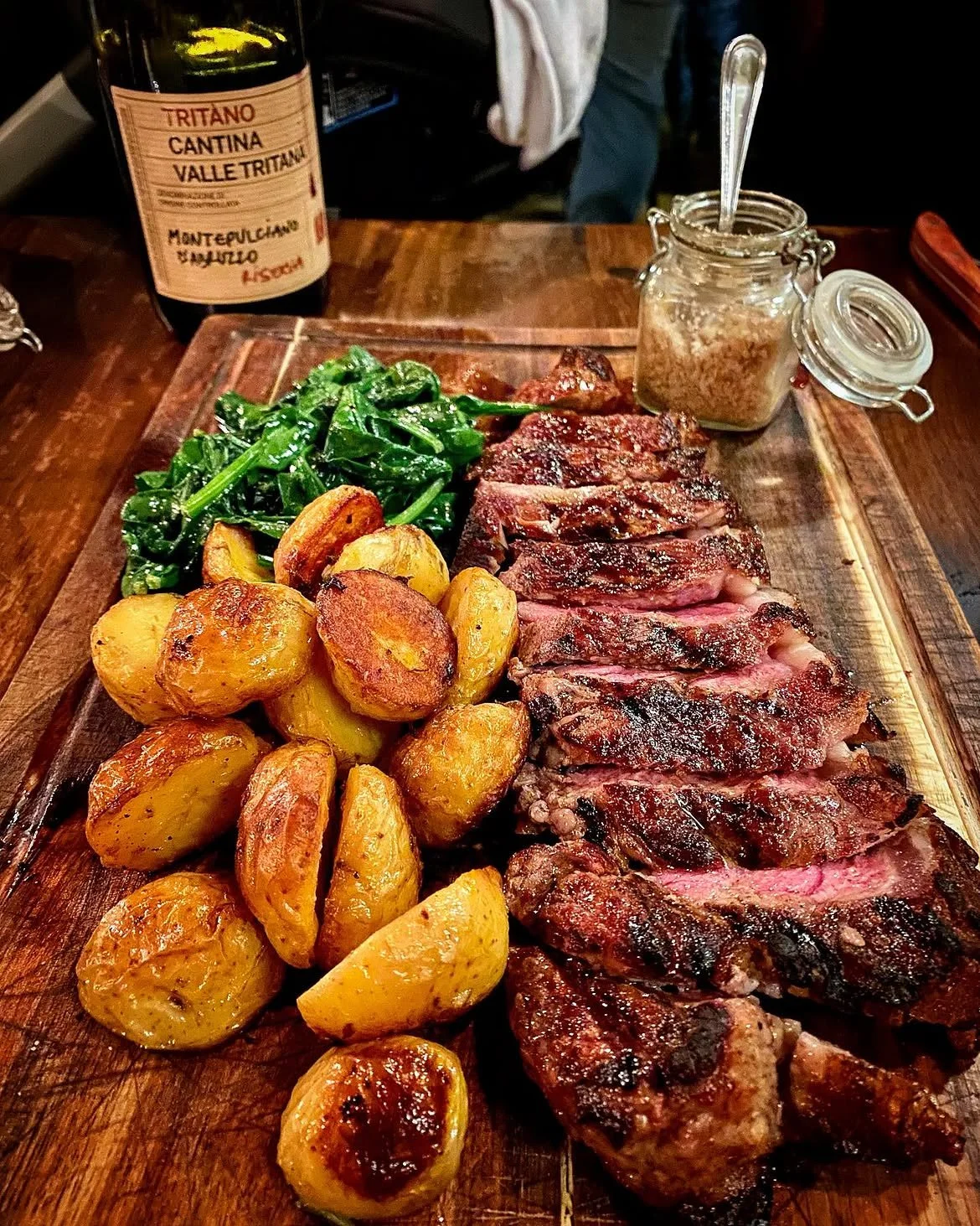 🥩🫣😋😋😋🍷.jpg