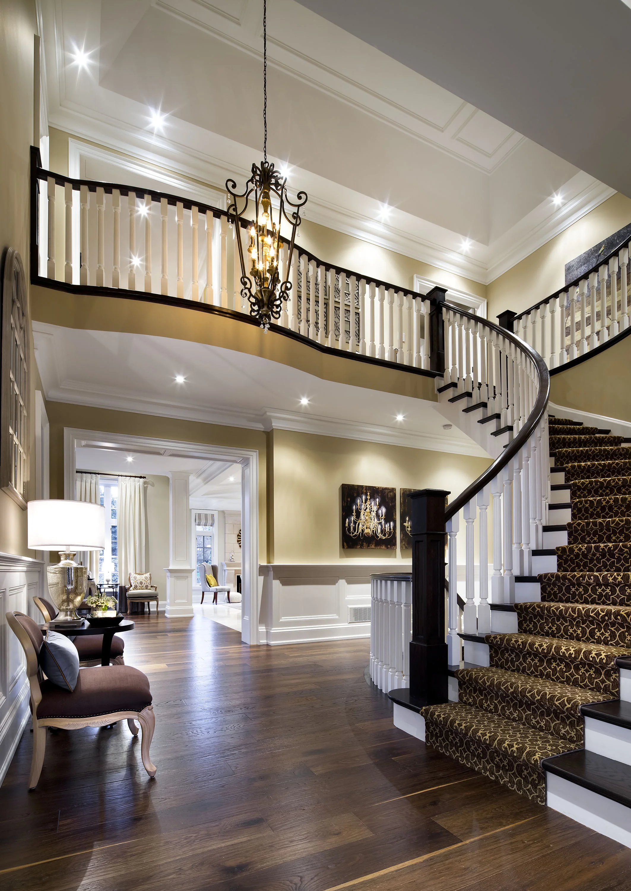Hand Scraped White Oak Old Oak Pearl 1.jpg