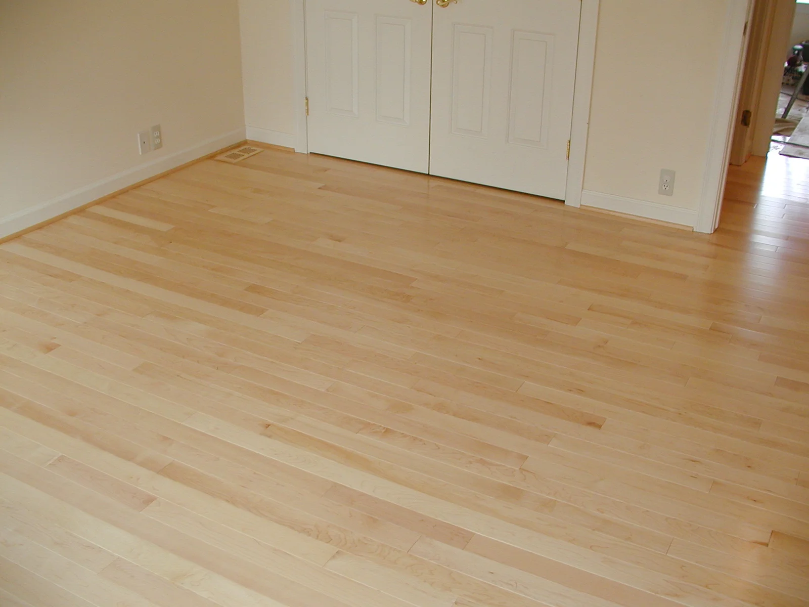 Lite Maple Color Classic Light Maple — Boardwalk Hardwood Floors