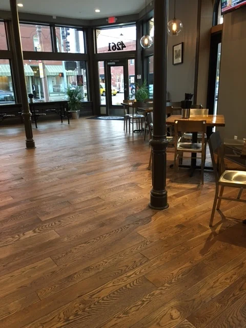 English Pub 1.jpg