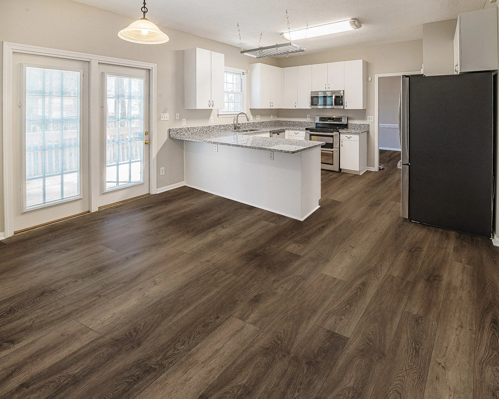 Amber Tide Roomscene Web E.jpg