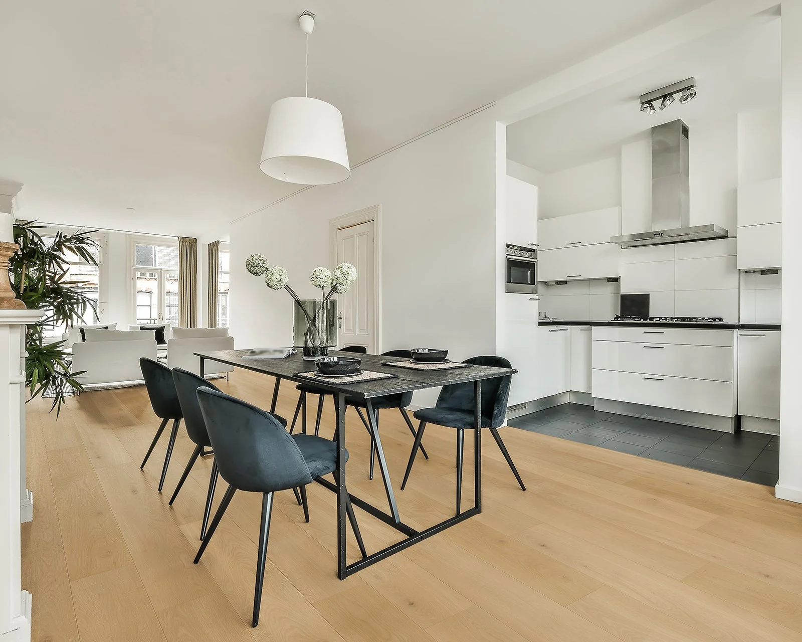 Hartwell Roomscene Web.jpg