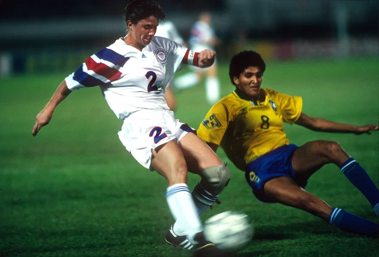 Photo Daniel Motz-MOTZSPORTS China 91,Henrichs in action,US-BRA low res.jpg