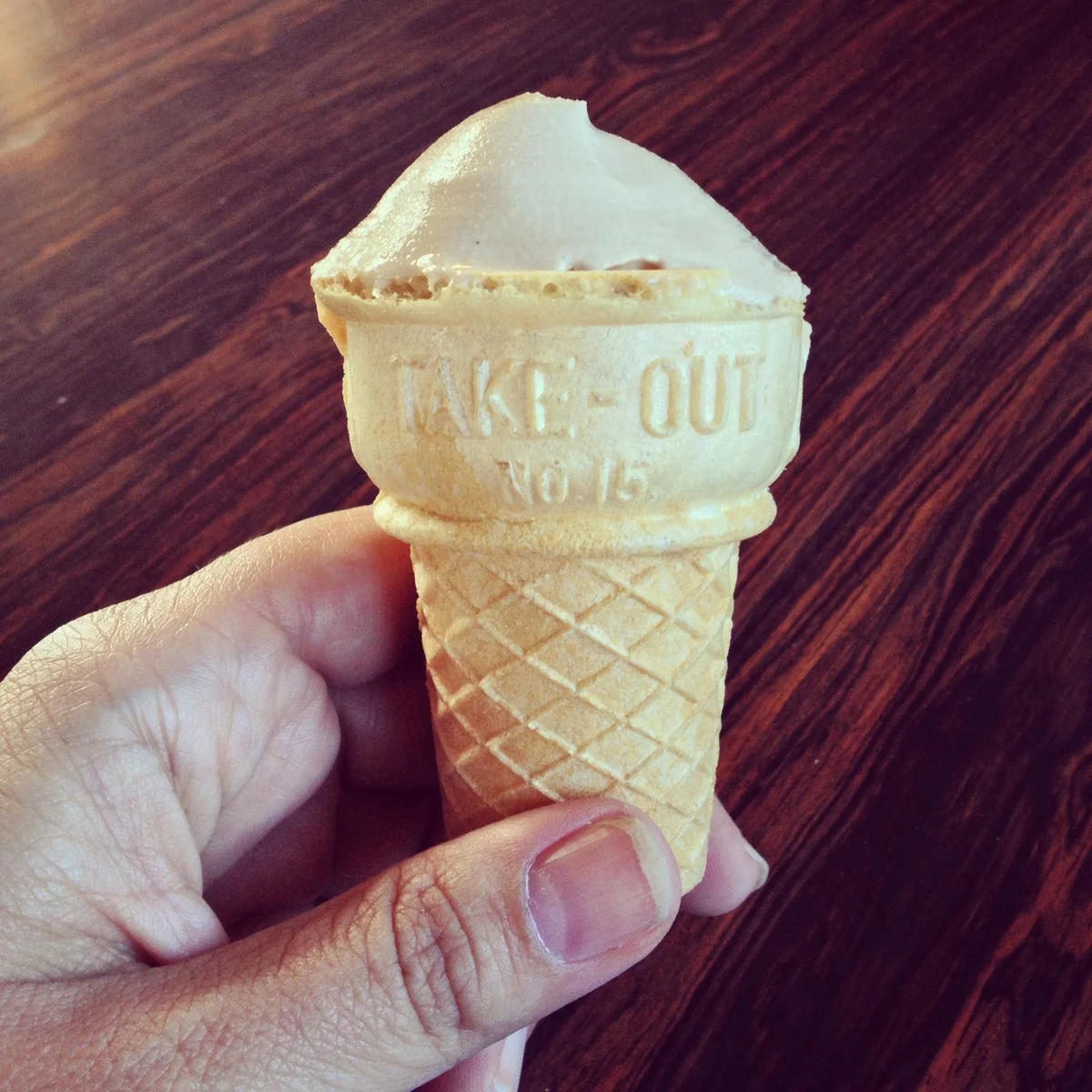  Friday afternoon, we headed east from Seattle. Made a stop at Twin Pines burgers for shakes and cones, then Glondo's Sausage in Cle Elum for stuff for the grill. (Note - non-meat-eaters, Glondo's is also worth a stop if you need some cheese or other