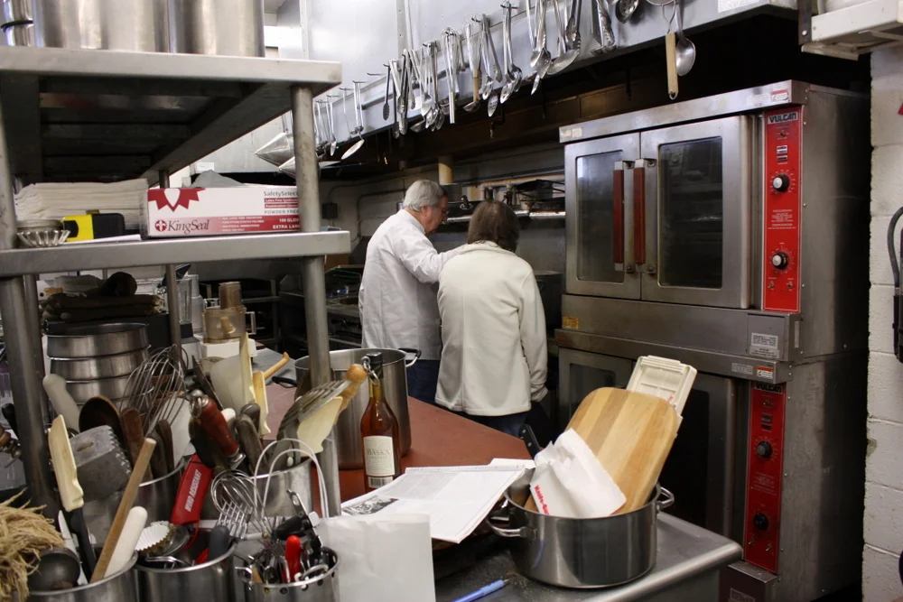 Gunnar & Birgitta check the soup.JPG