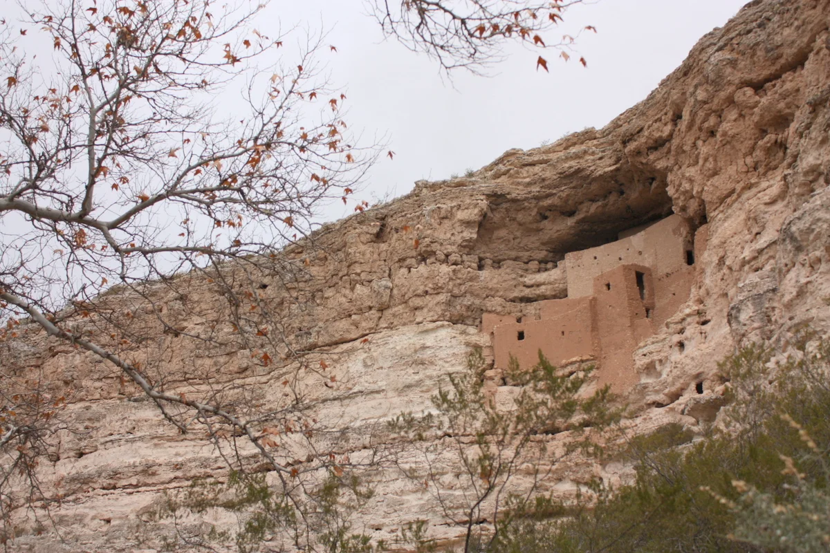  First stop: Montezuma's Castle. 