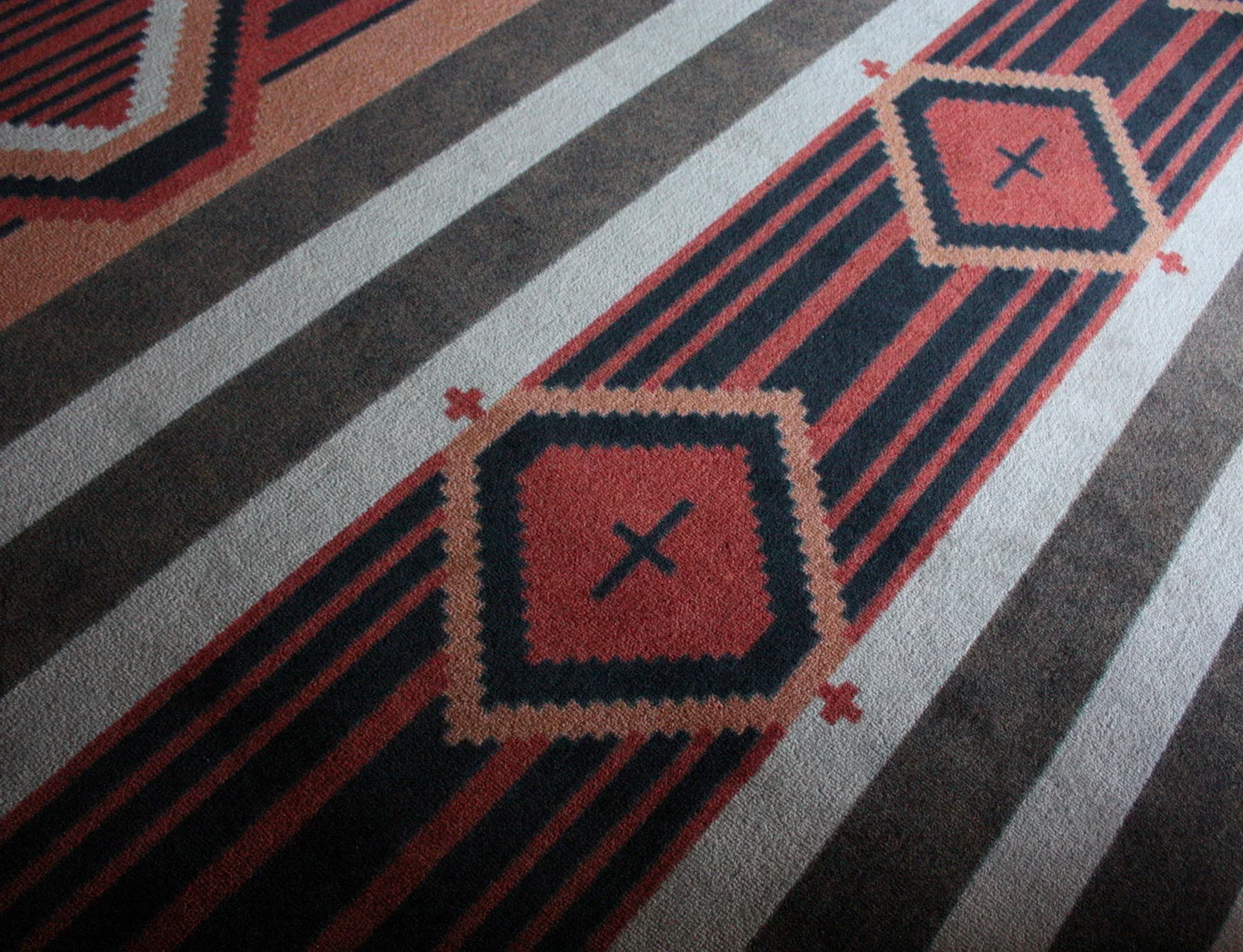  Despite the fancy name, it kind of just looks more like a serviceable Arizona college-area apartment building. But it was tidy, the service was good, and I appreciated their earnest efforts at interesting decor. 