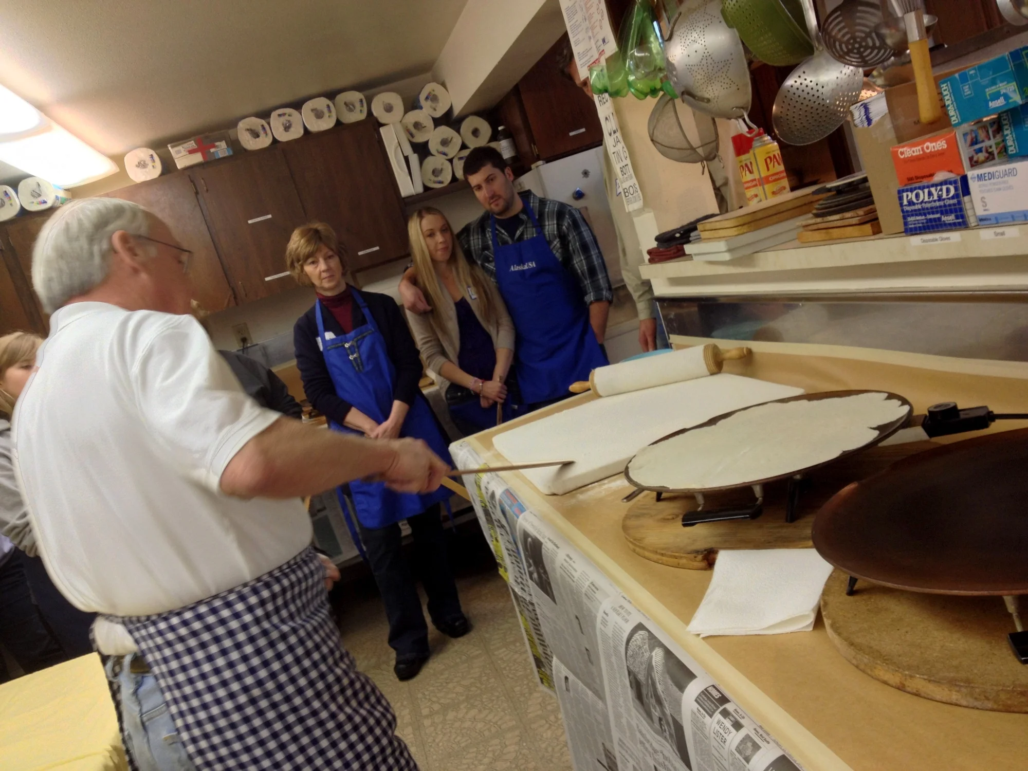  Mike demonstrates how to carefully slide the turner under your dough to lift it onto the griddle. (This is especially helpful to see in action - so check out the Youtube if you can't make the class: http://www.youtube.com/watch?v=Dxq-66FN6R8. ) 