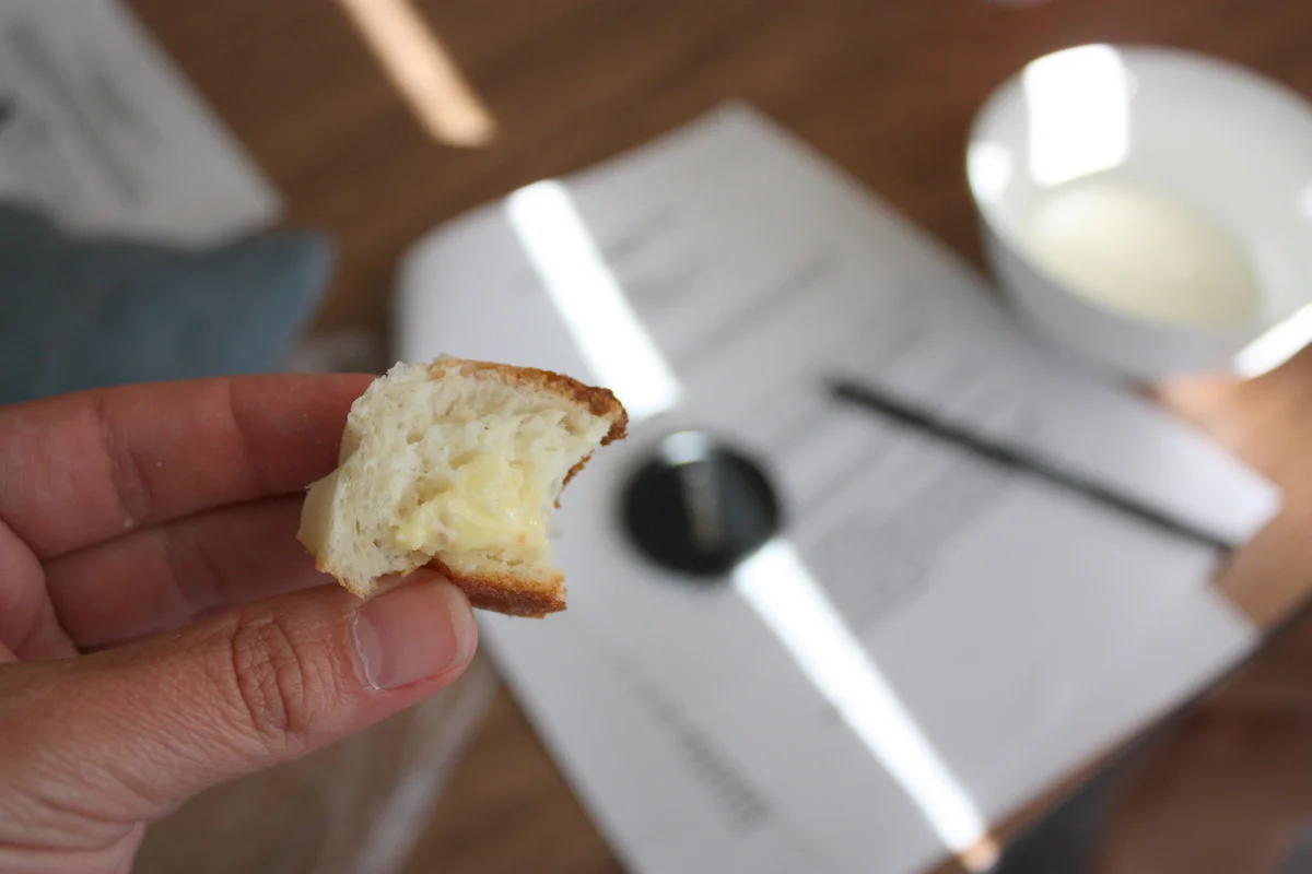  To make salted butter, add some grains of salt to the finished product. You can also add herbs or other flavorings. 