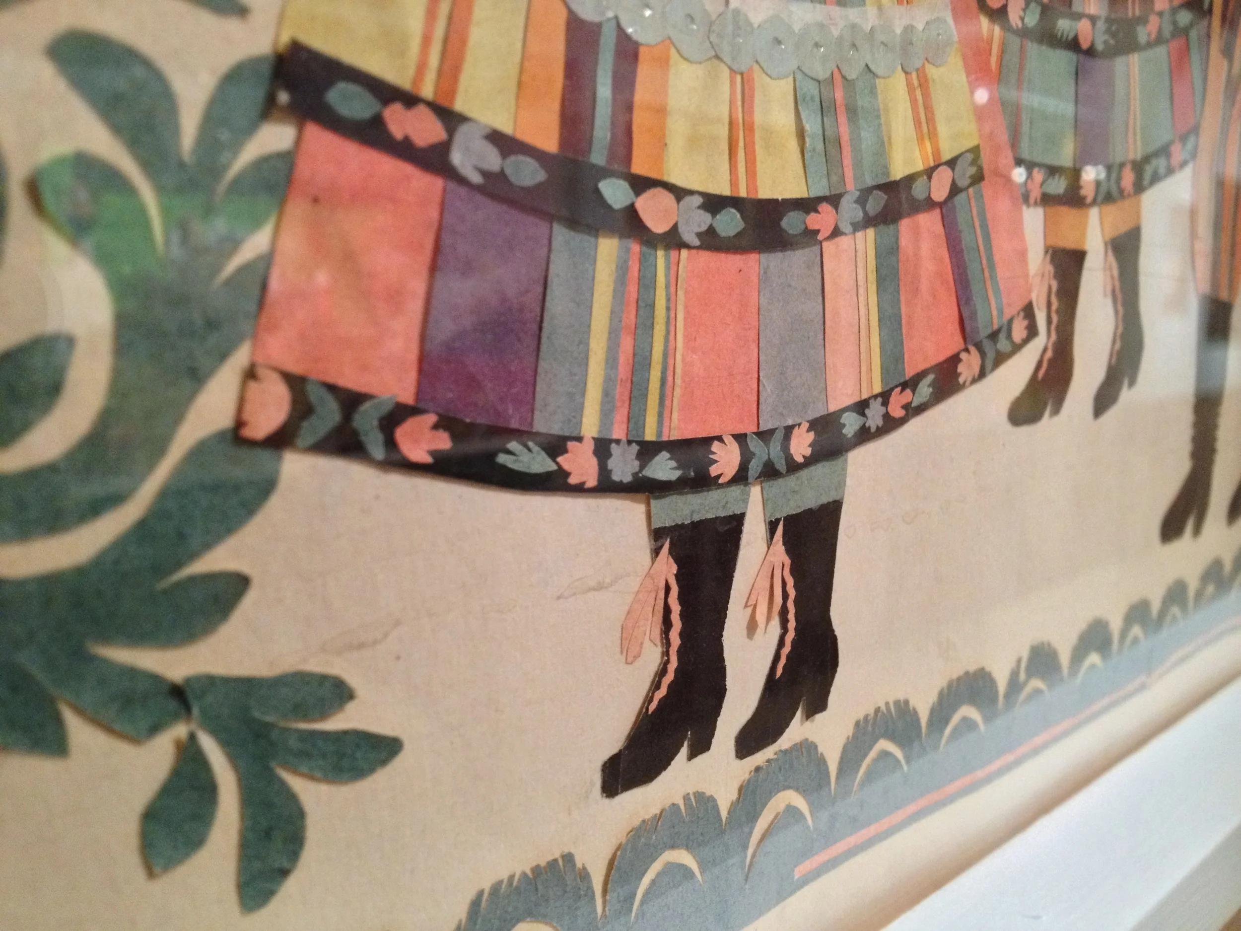  She does demos through Polish Home and at local fests. See her work  here . 