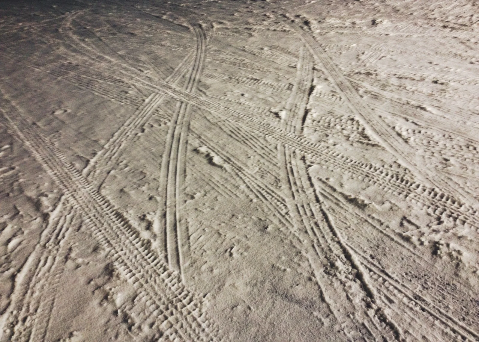  But things became concerning as I realized I'd picked a route through OR that actually had another pass. It was snowing enough that the freeway closed and I was stuck in La Grande for a while. 