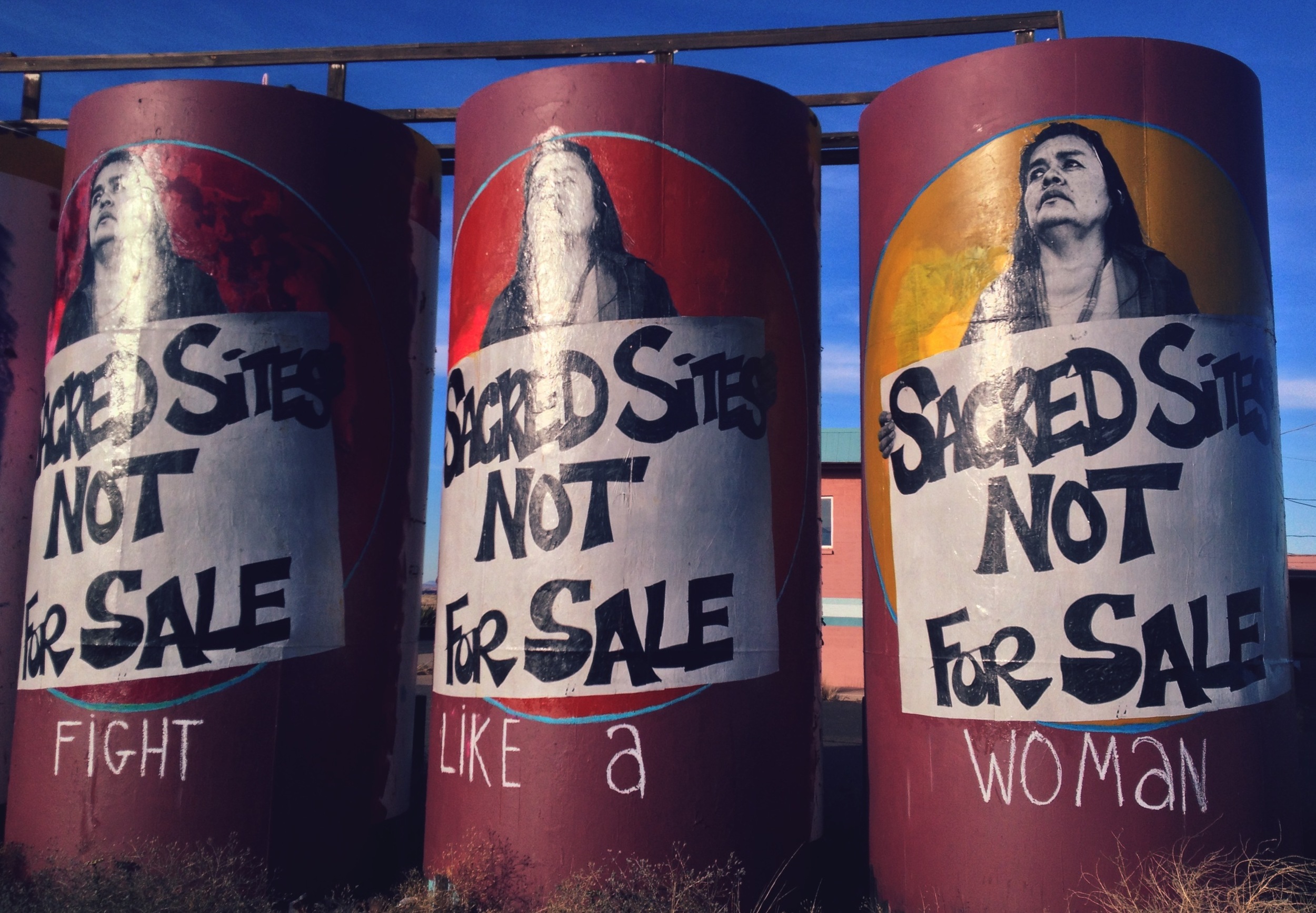  I drove past these and then several other really cool pieces of art, so I did some googling to learn more.  Here's more on this one . 