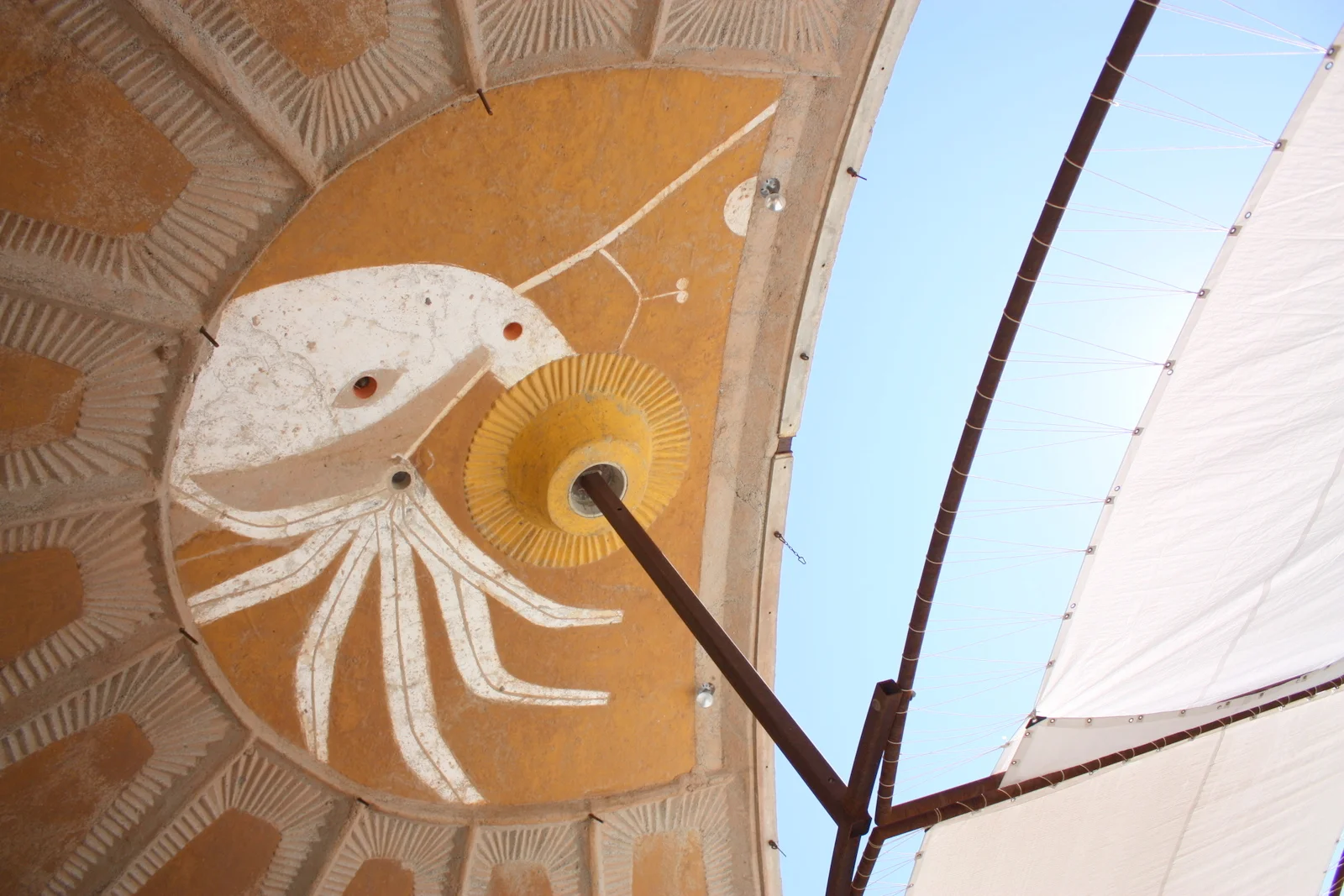  Detail of dome above bronze-casting apse. 