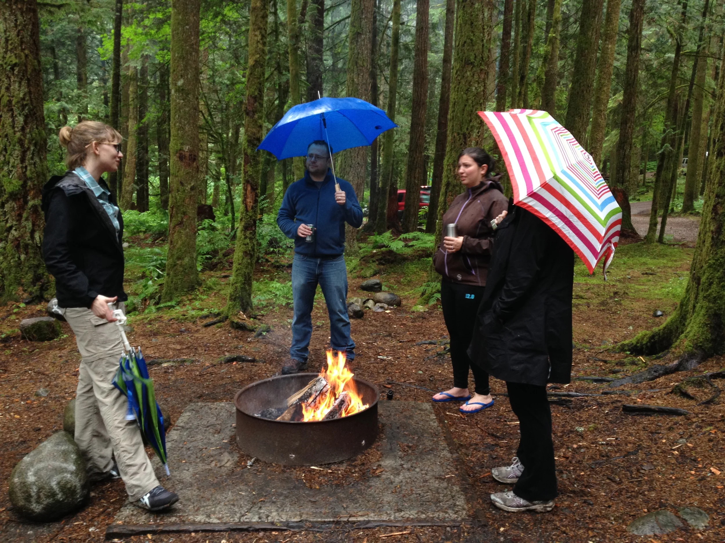 Rainy campfire-001.JPG