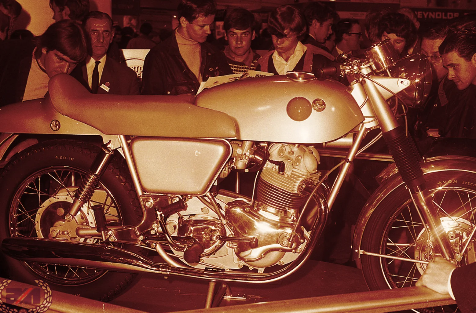 Norton Fastback 1967 EARLS CORT 03-2.jpg