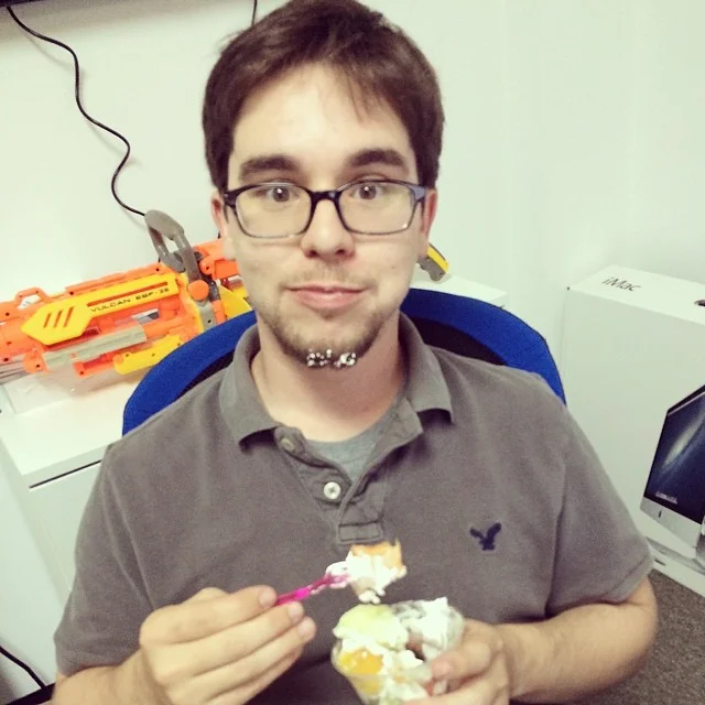 Our editor Joe feeding his beard.