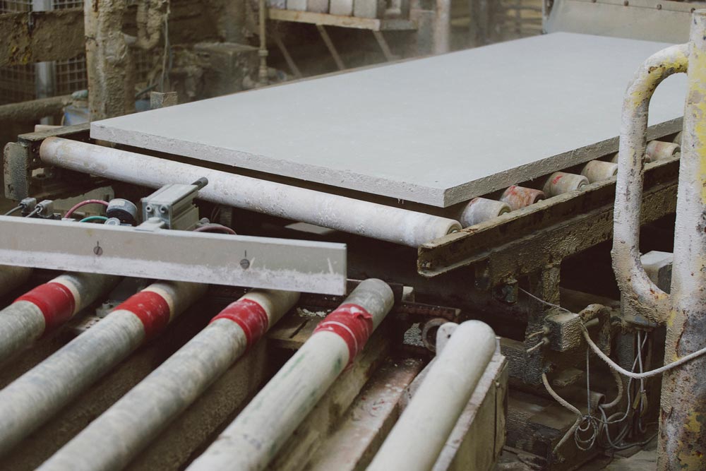 Boards being produced at Promat Tisselt