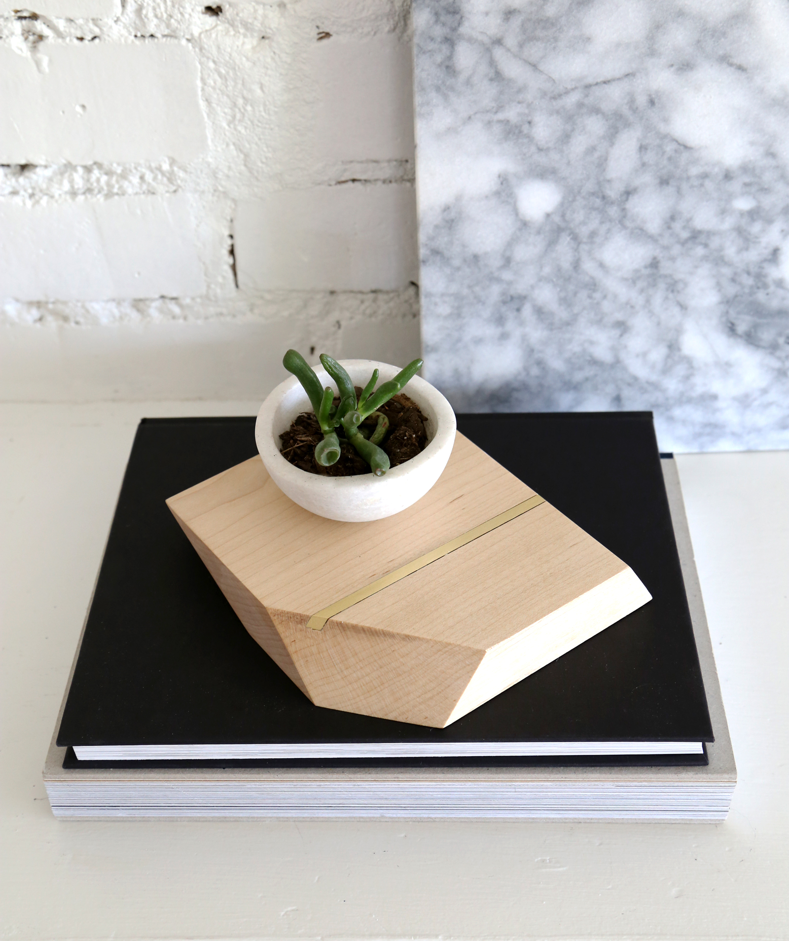 Maple & Brass Inlay Display Block_Small_1.jpg
