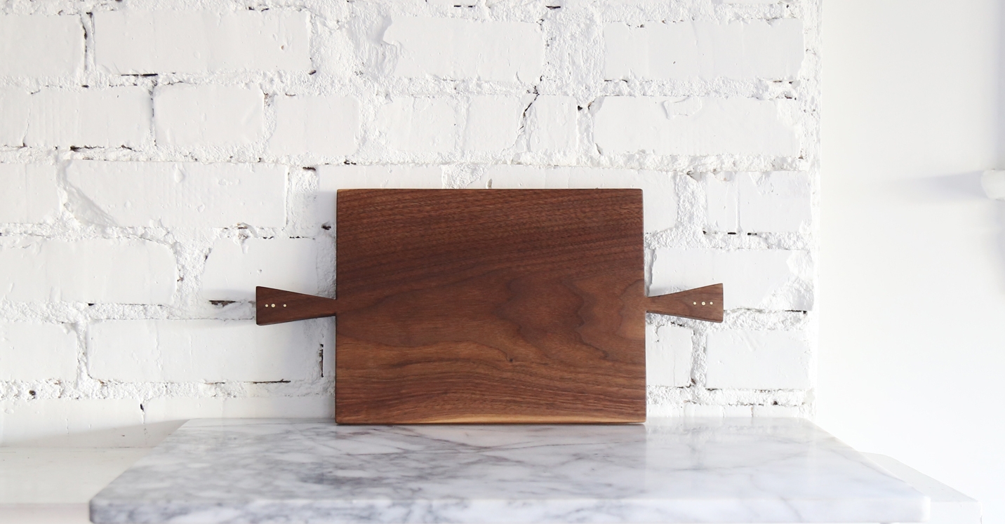 N04-Walnut-Serving-Board_4_1500x772.jpg
