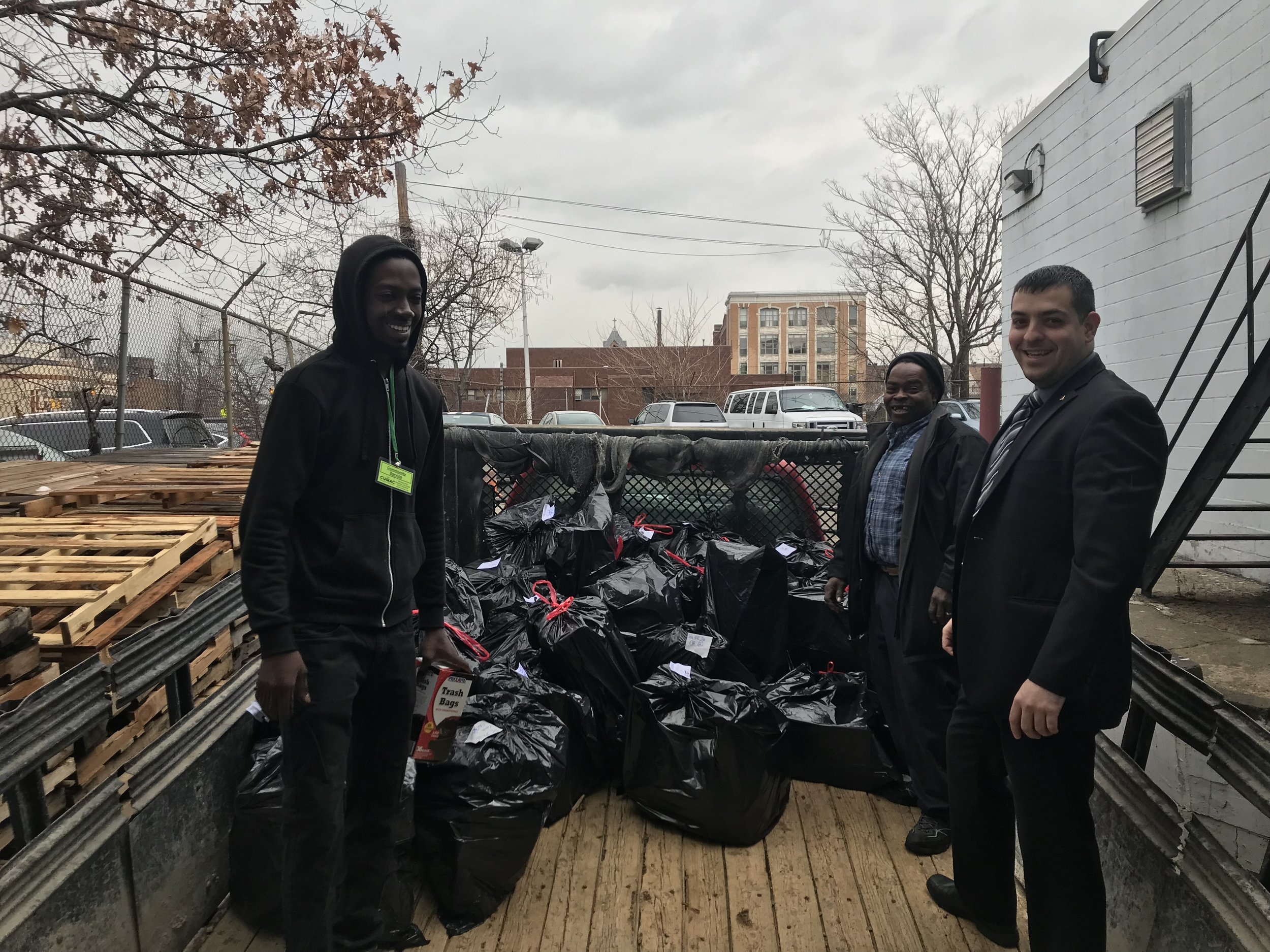  CUMAC donated a truck full of gifts 