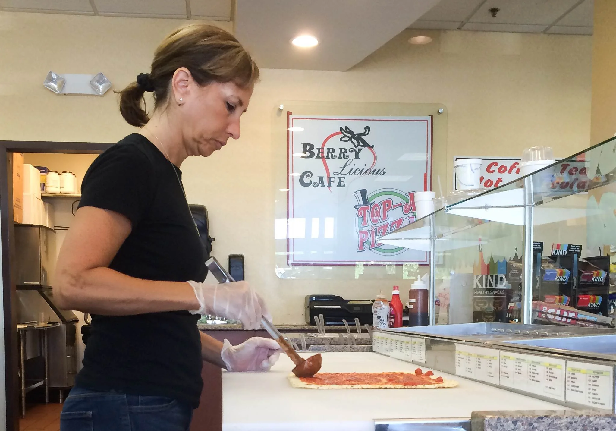 ‘Top-A-Pizza’ At Berrylicious Café