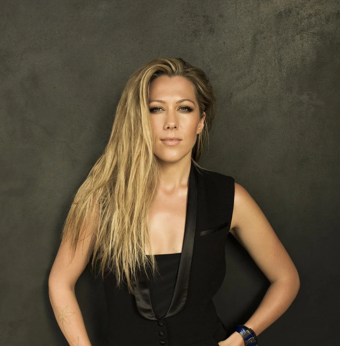 Colbie Caillat Returns To Paramount Stage