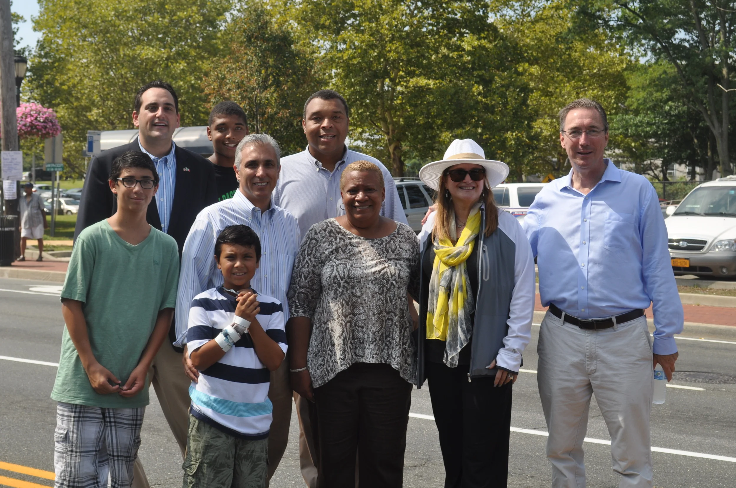 Hundreds Line Streets For Huntington Awareness Day