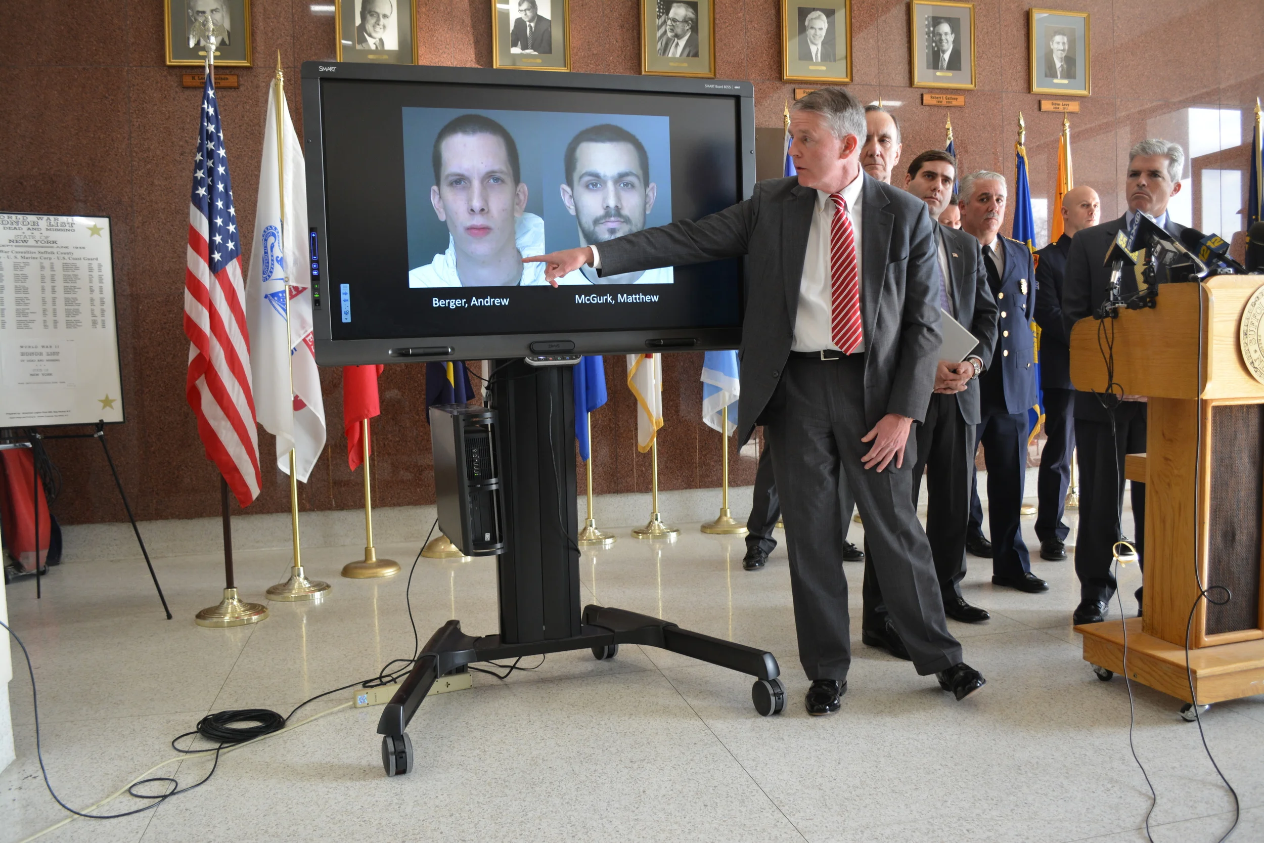 Police Arrest Suspects In String Of Robberies 