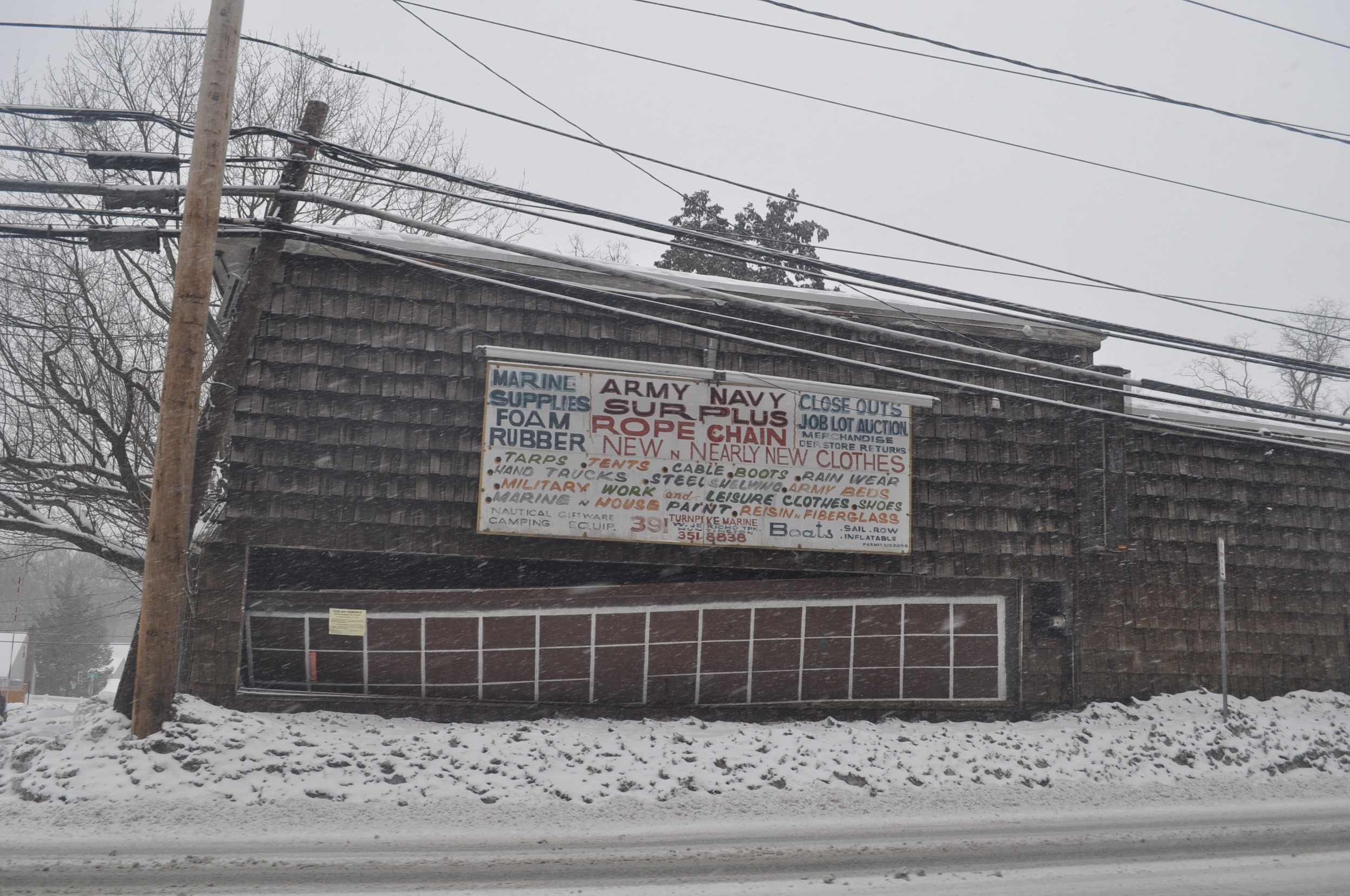 Town Takes Aim At Jericho Turnpike Eyesores