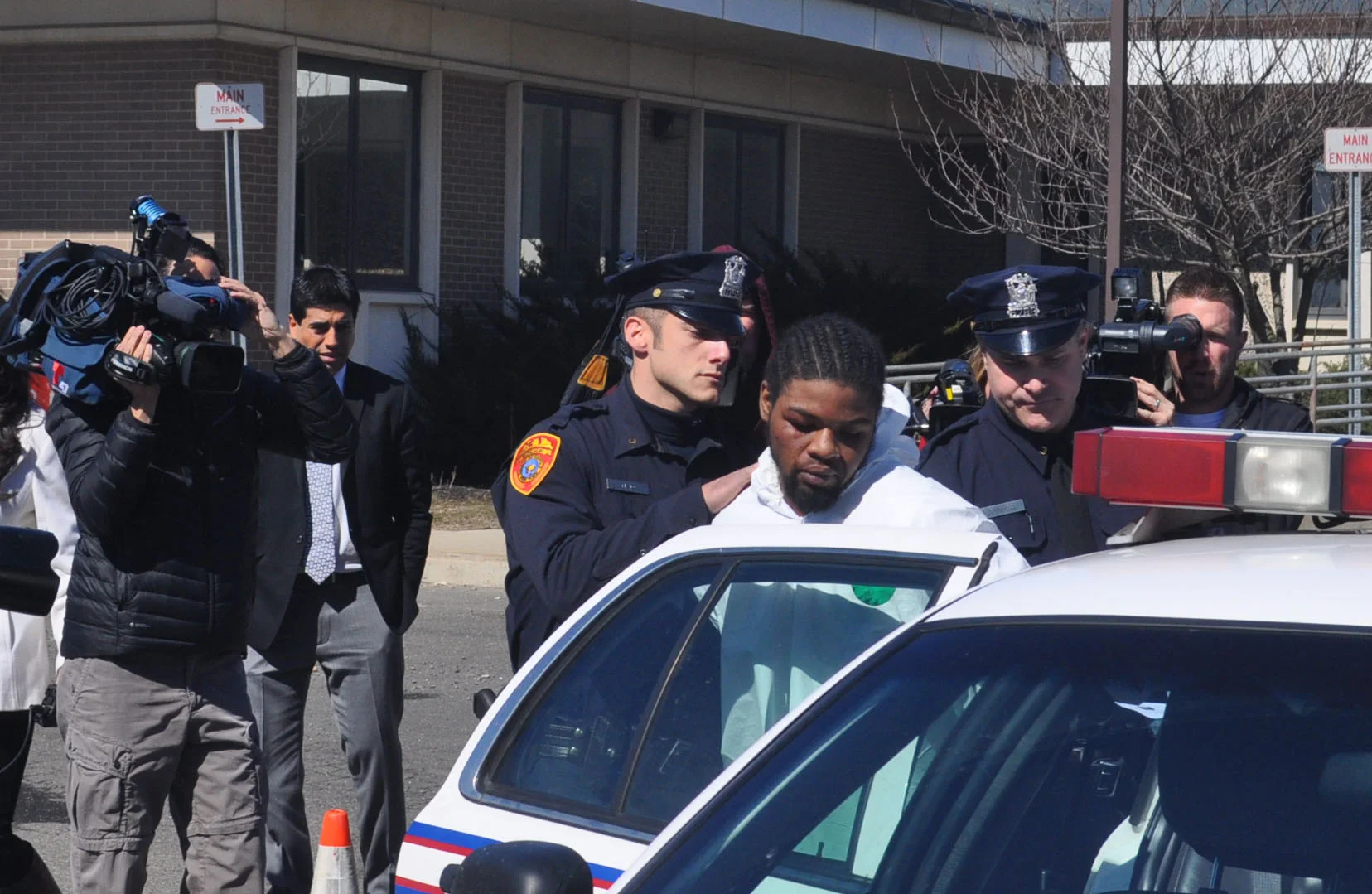 Man Charged In Cop’s Shooting In Huntington Station