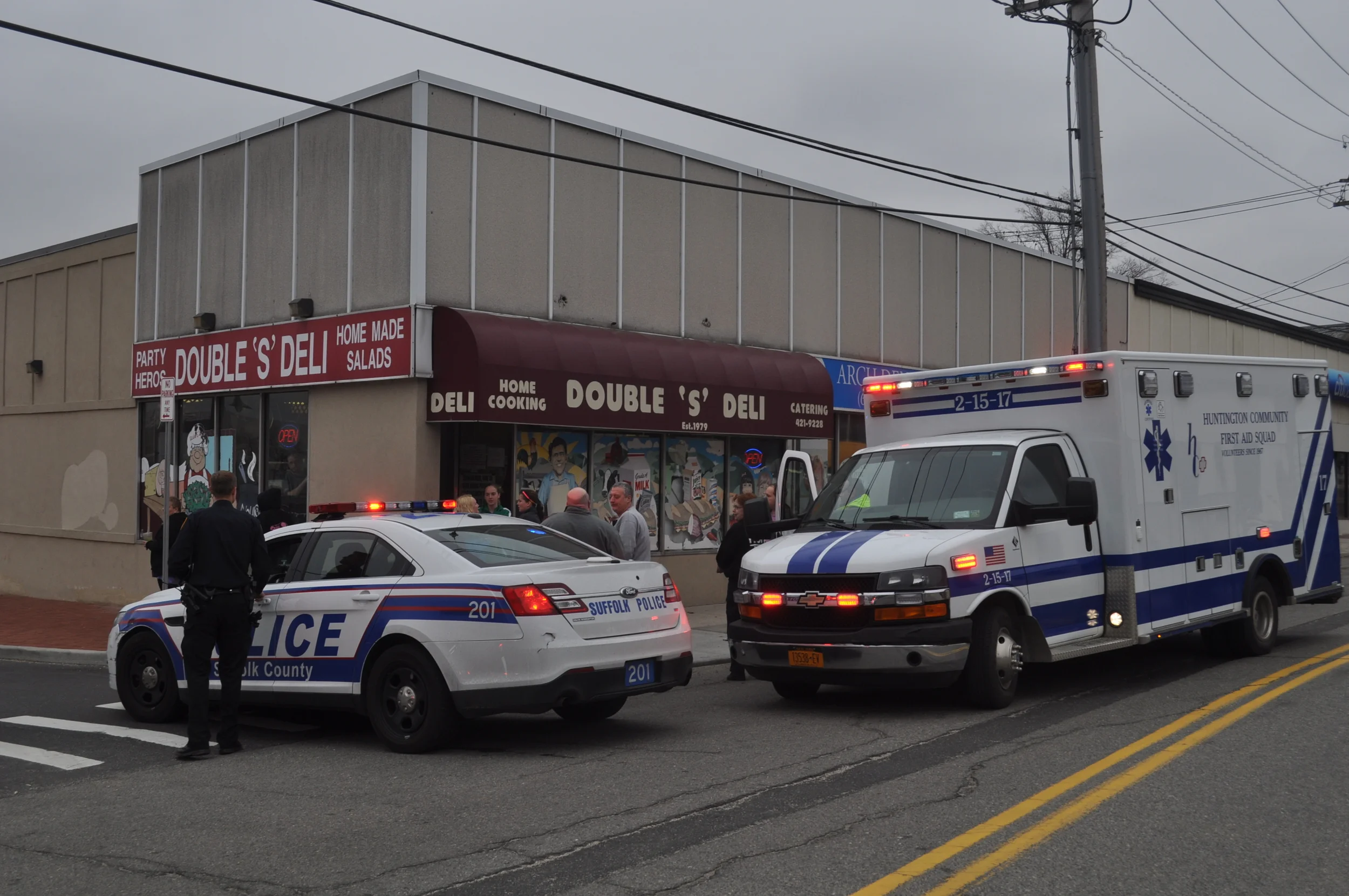 SUV Smacks Into Double ‘S’ Deli