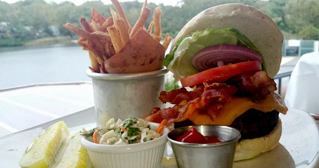 Brunching With The Foodies