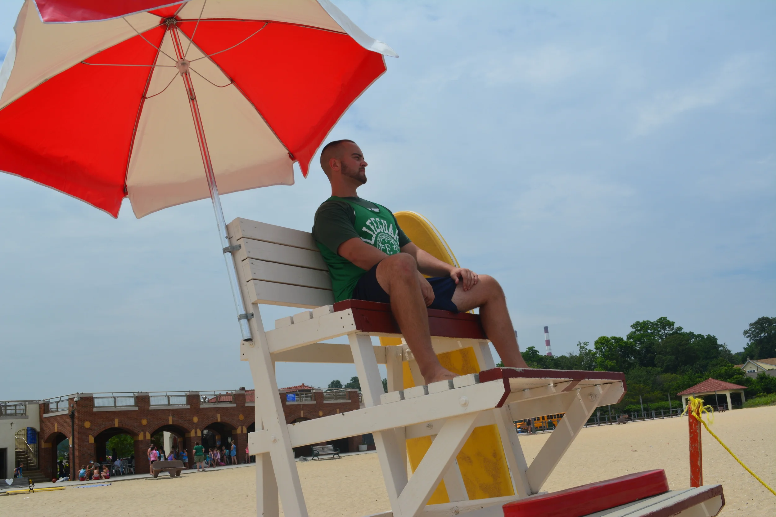 Lifeguard Recalls Rescue Of Stranded Kayakers