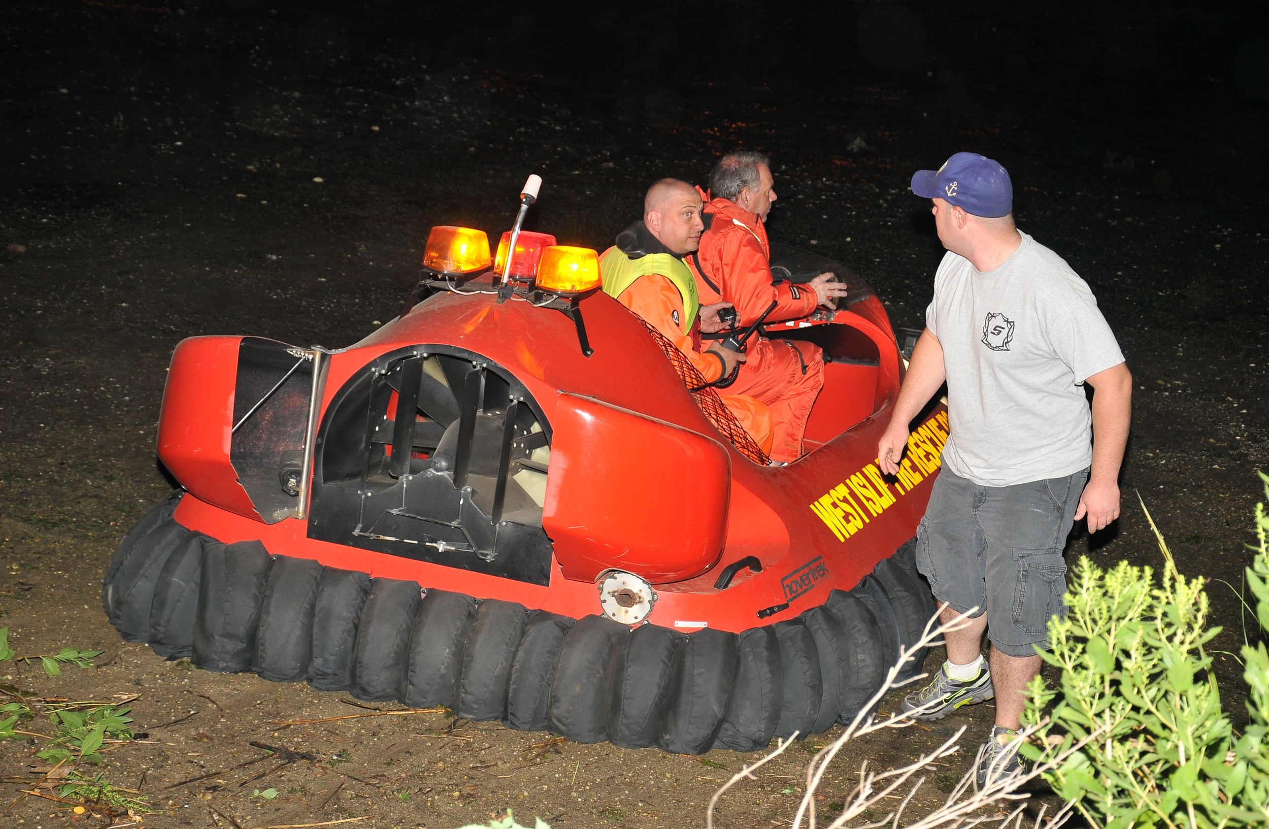 Kayakers Rescued From Mill Pond Mud