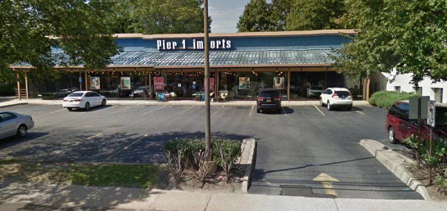 Cops: Masked Gunman Robs Pier 1 Imports